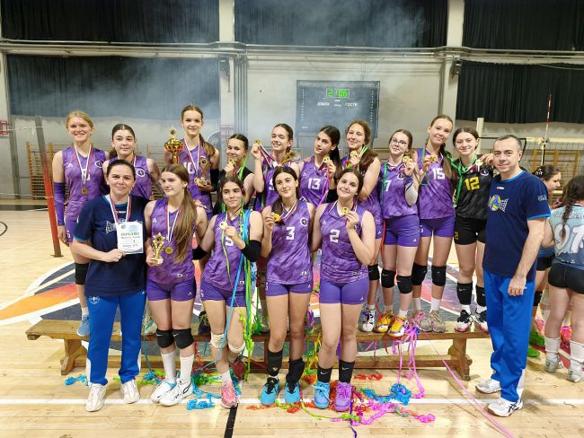 aaaPobednik turnira u Nišu - pionirke OK Tehničar Kraljevo